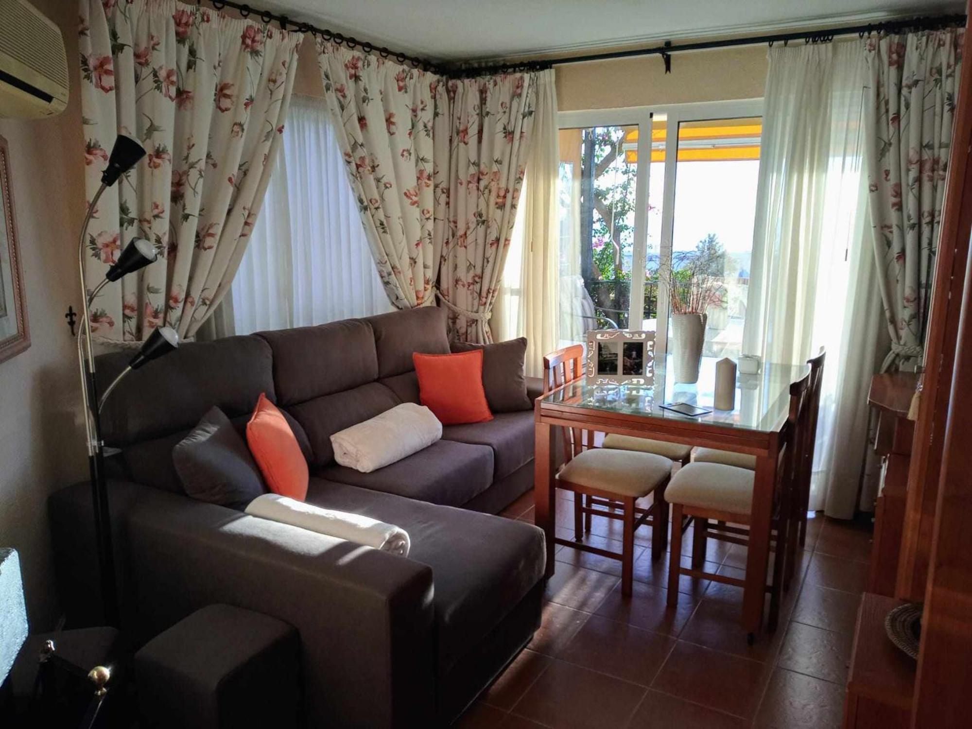 Appartement La Carihuela A 5 Minutos De La Playavistas Al Mar à Torremolinos Extérieur photo