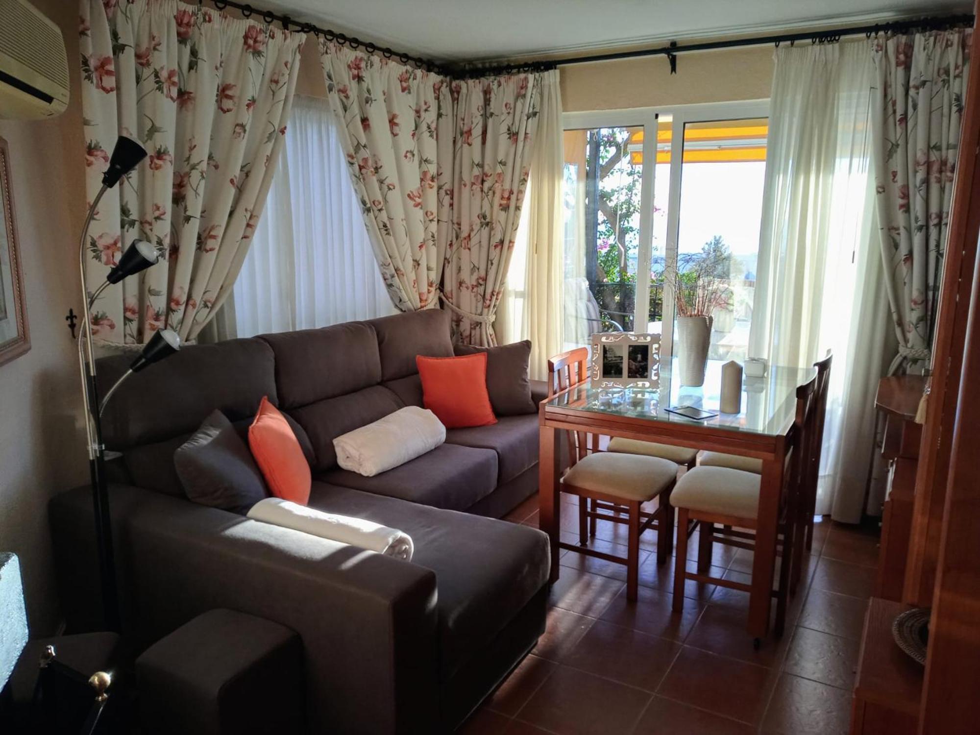 Appartement La Carihuela A 5 Minutos De La Playavistas Al Mar à Torremolinos Extérieur photo